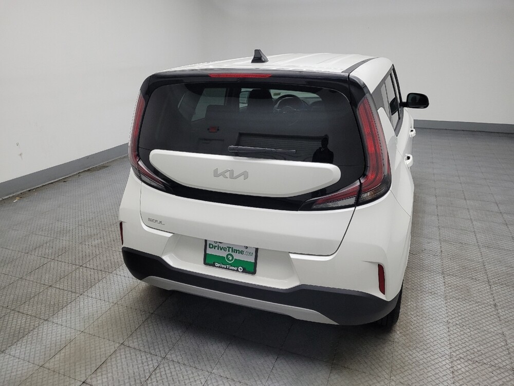 2025 Kia Soul in Peoria, IL 61615 - 18135075 7