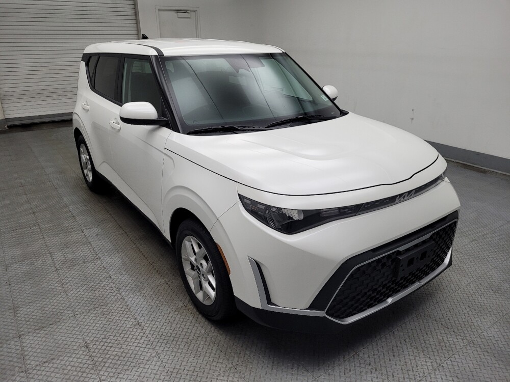 2025 Kia Soul in Peoria, IL 61615 - 18135075 13