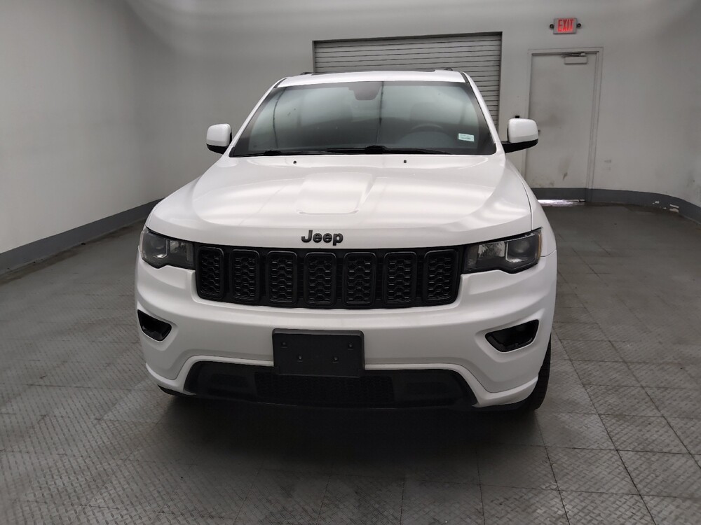 2018 Jeep Grand Cherokee in Lombard, IL 60148 - 18135076 15