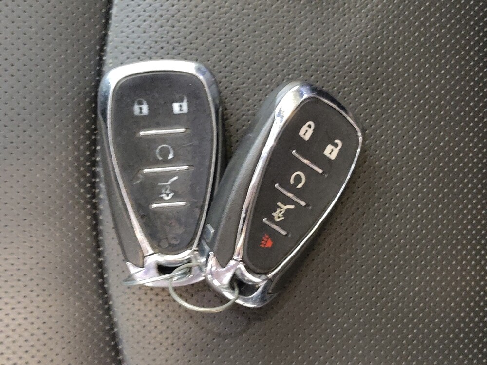 2019 Chevrolet Equinox in Fairfield, OH 45014 - 18135077 32