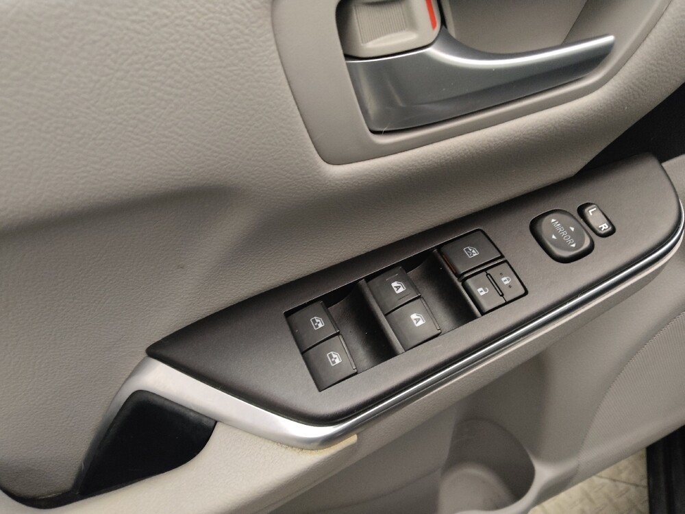 2016 Toyota Camry in Lombard, IL 60148 - 18135078 27