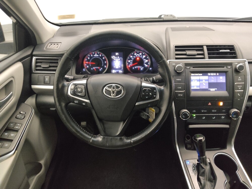 2016 Toyota Camry in Lombard, IL 60148 - 18135078 22