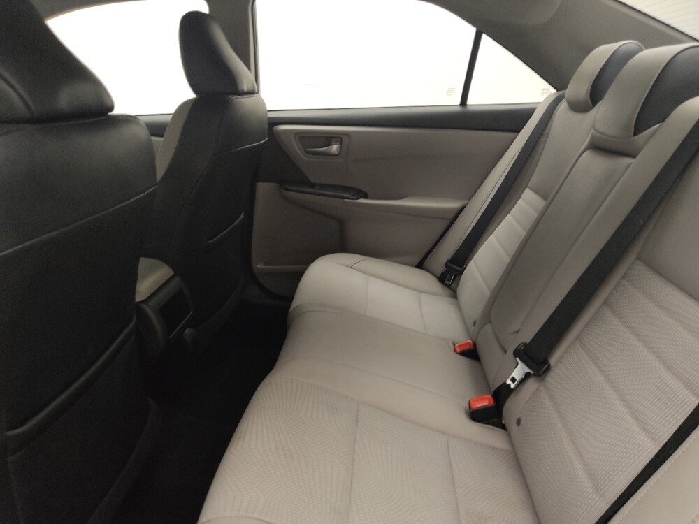 2016 Toyota Camry in Lombard, IL 60148 - 18135078 18