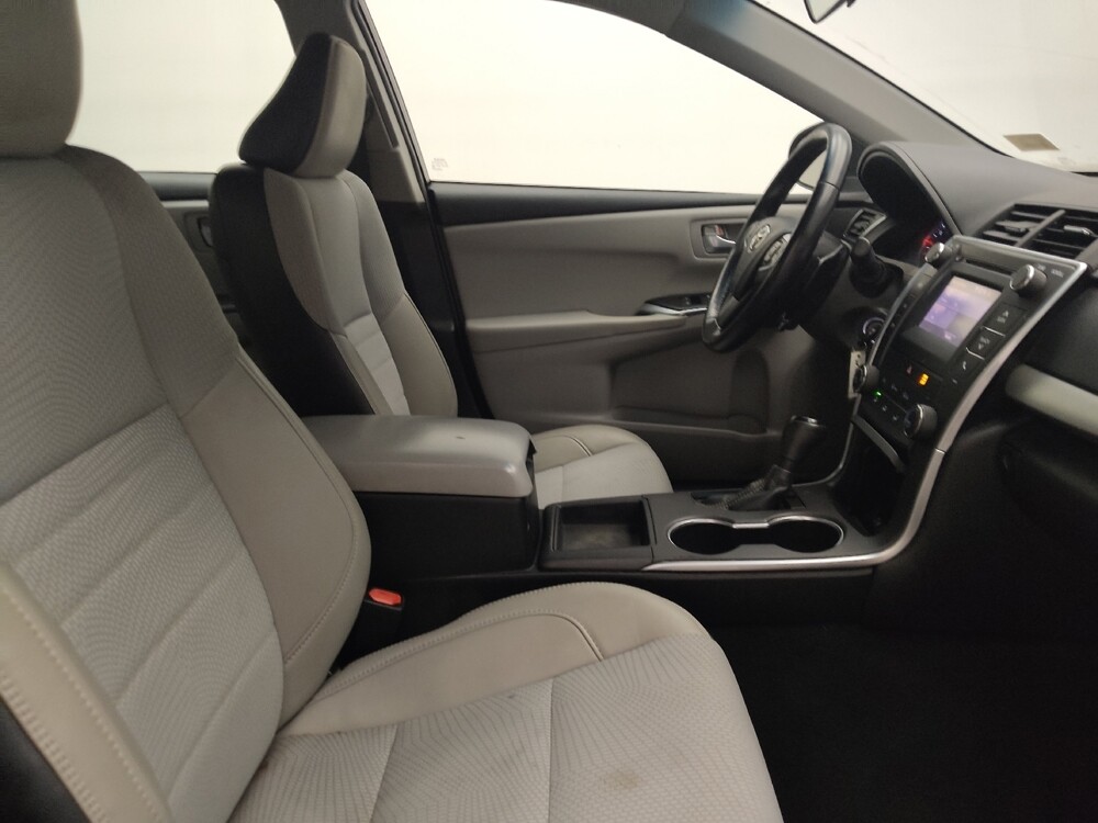 2016 Toyota Camry in Lombard, IL 60148 - 18135078 21