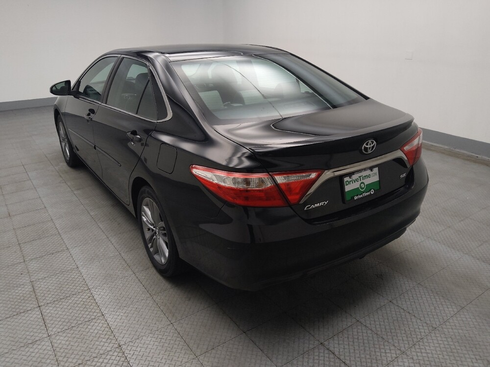 2016 Toyota Camry in Lombard, IL 60148 - 18135078 5