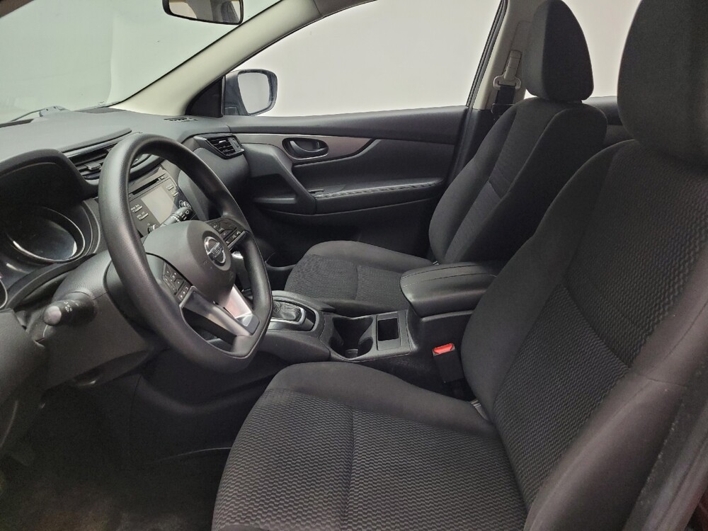 2018 Nissan Rogue Sport in Grand Rapids, MI 49508 - 18135080 17