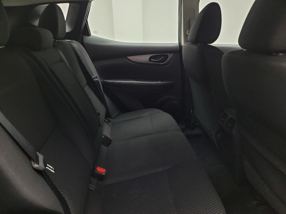 2018 Nissan Rogue Sport in Grand Rapids, MI 49508 - 18135080 19