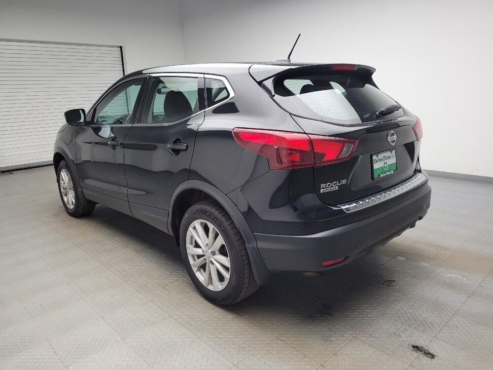 2018 Nissan Rogue Sport in Grand Rapids, MI 49508 - 18135080 5