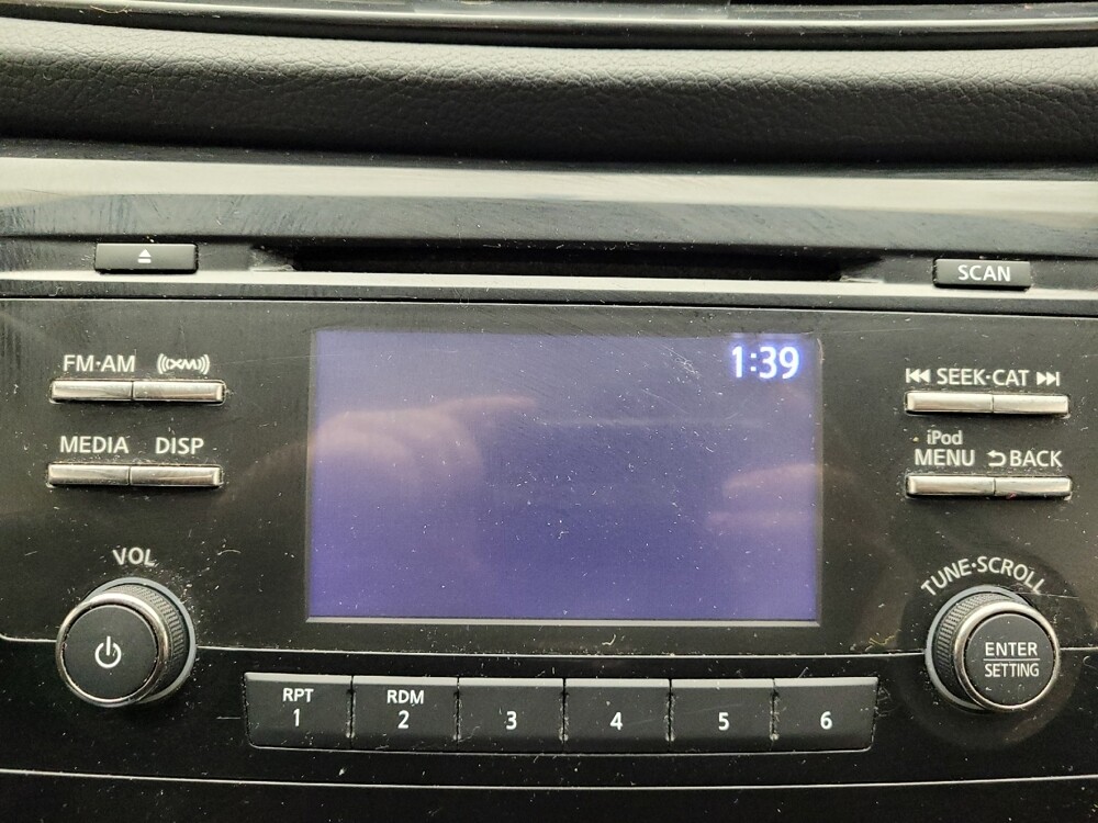 2018 Nissan Rogue Sport in Grand Rapids, MI 49508 - 18135080 25