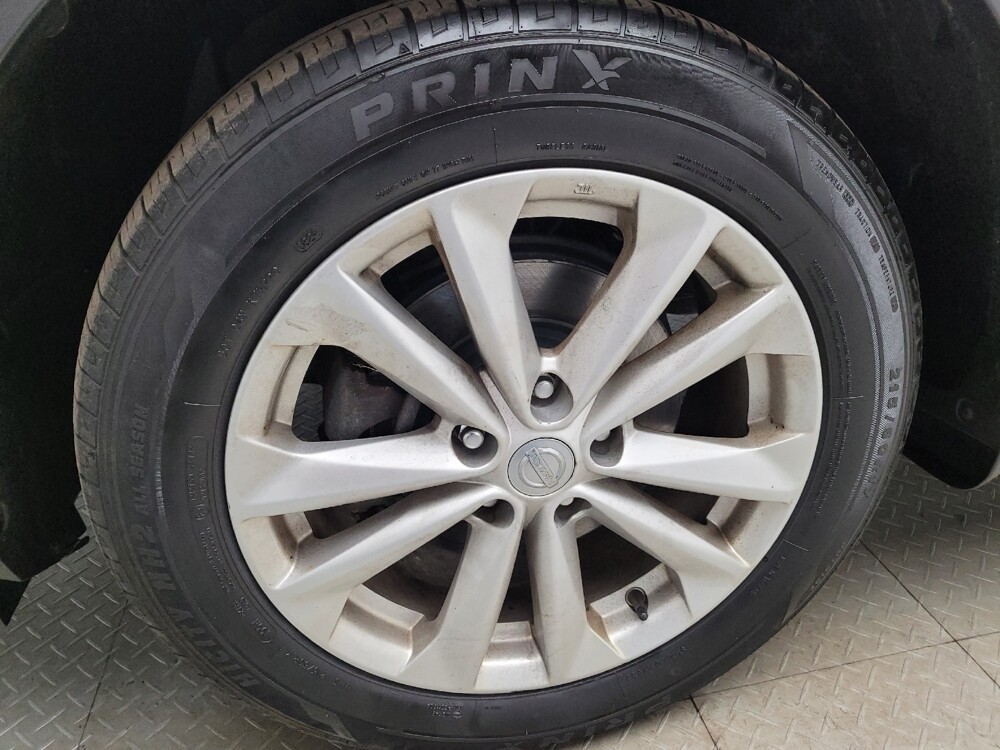 2018 Nissan Rogue Sport in Grand Rapids, MI 49508 - 18135080 31