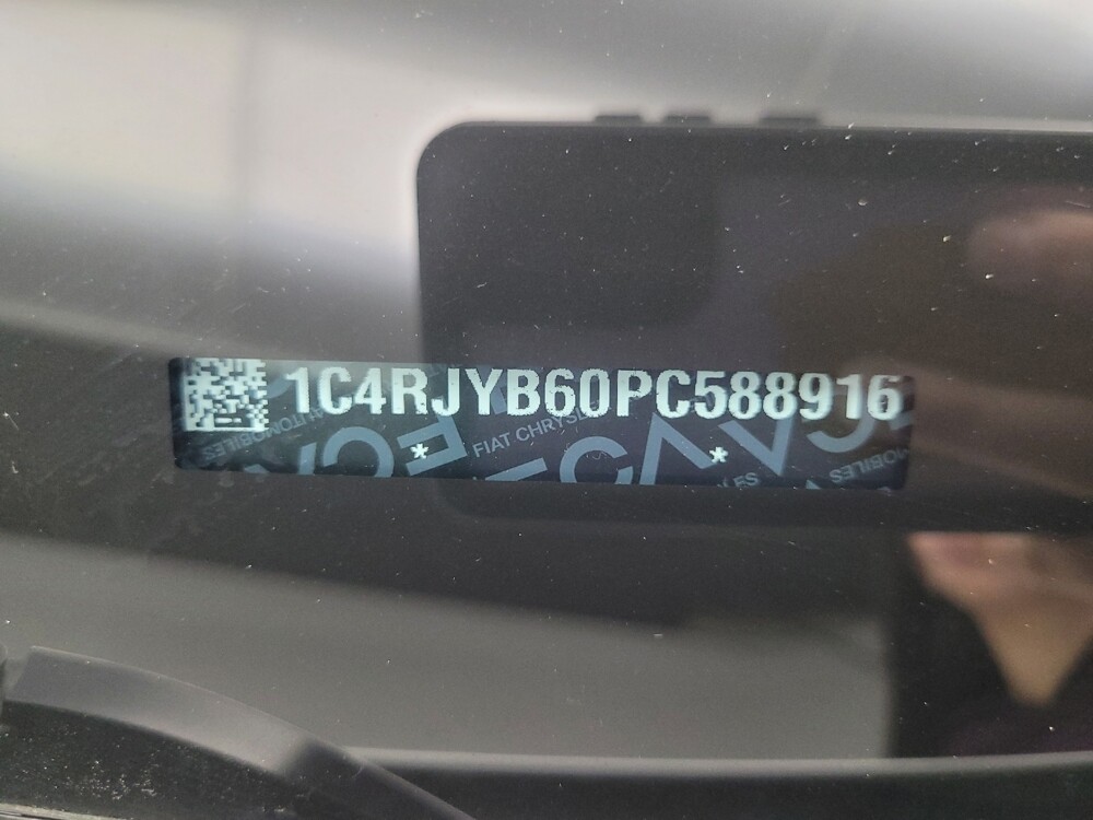 2023 Jeep Grand Cherokee in Indianapolis, IN 46222 - 18135089 33