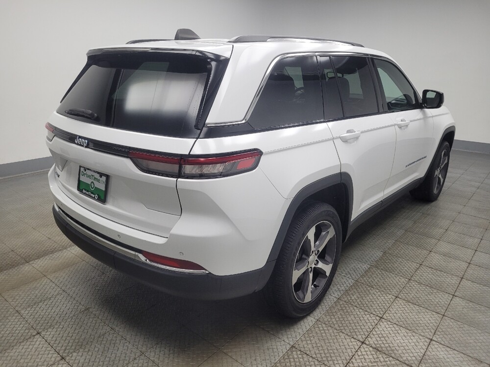 2023 Jeep Grand Cherokee in Indianapolis, IN 46222 - 18135089 9
