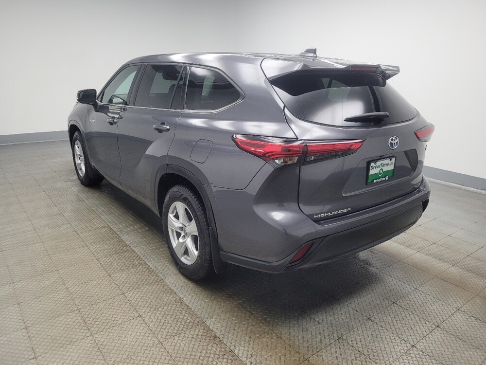 2021 Toyota Highlander in Highland, IN 46322 - 18135091 3