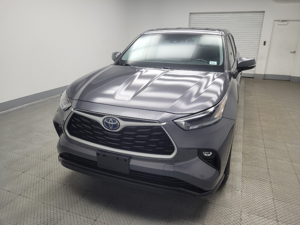2021 Toyota Highlander in Highland, IN 46322 - 18135091 15