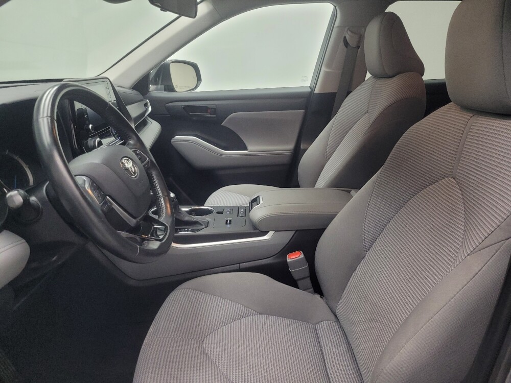 2021 Toyota Highlander in Highland, IN 46322 - 18135091 17