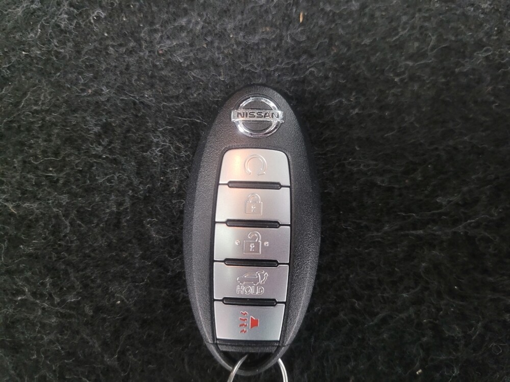 2018 Nissan Pathfinder in Mishawaka, IN 46545 - 18135095 32