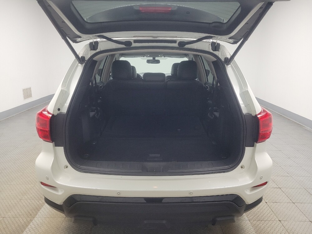 2018 Nissan Pathfinder in Mishawaka, IN 46545 - 18135095 29