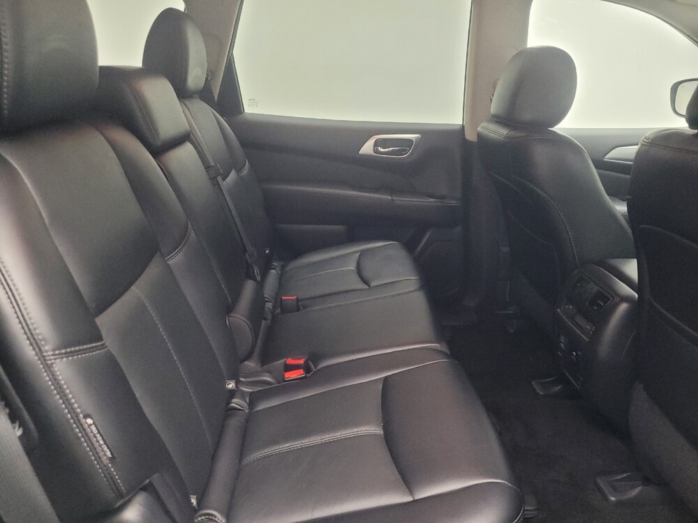 2018 Nissan Pathfinder in Mishawaka, IN 46545 - 18135095 19