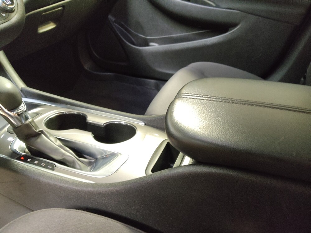 2021 Chevrolet Malibu in Metairie, LA 70006 - 18135098 26