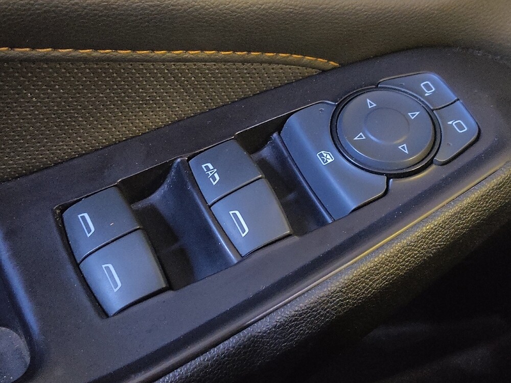 2019 Chevrolet Traverse in Houston, TX 77060 - 18135099 27