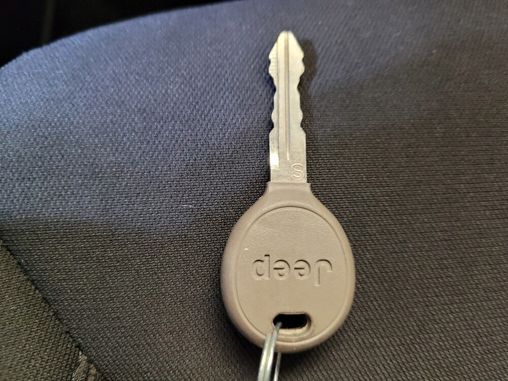 2017 Jeep Wrangler in Columbus, OH 43228 - 18135104 32