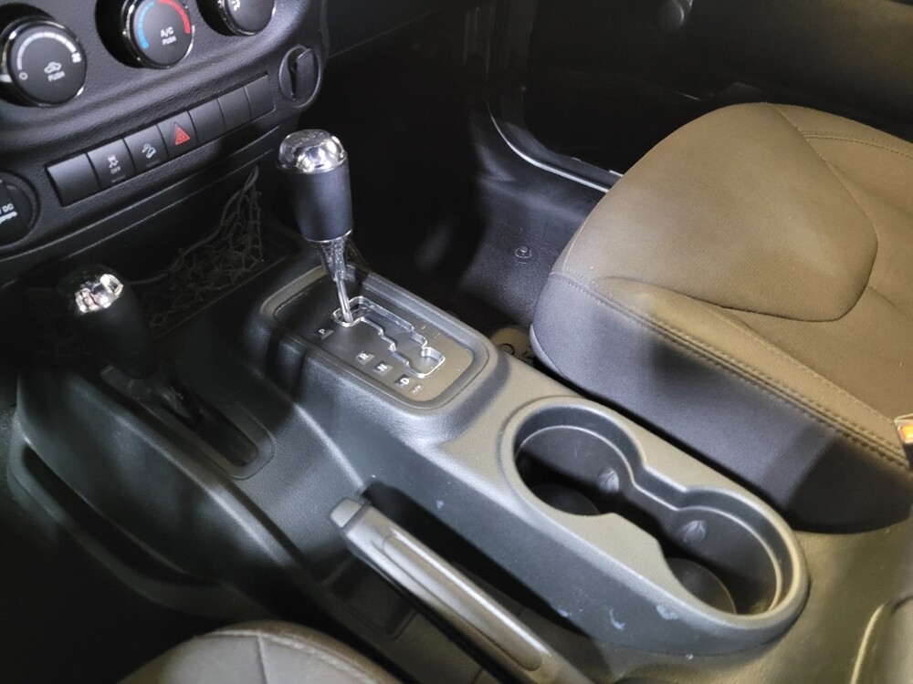 2017 Jeep Wrangler in Columbus, OH 43228 - 18135104 26