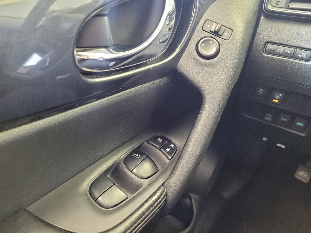 2017 Nissan Rogue in Columbus, OH 43228 - 18135116 27