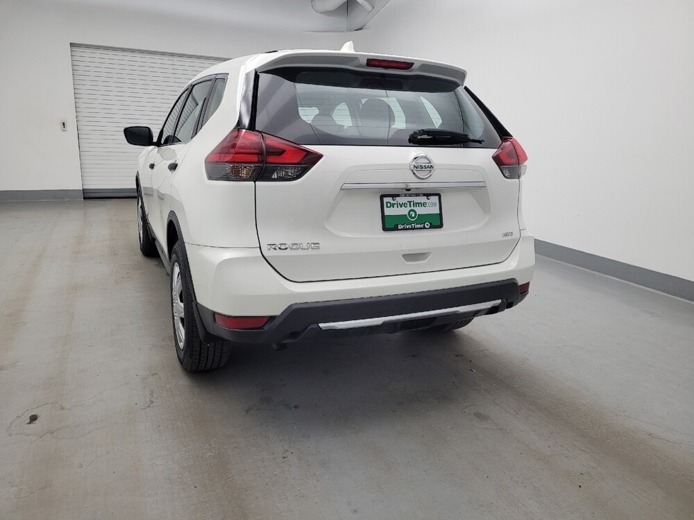 2017 Nissan Rogue in Columbus, OH 43228 - 18135116 6