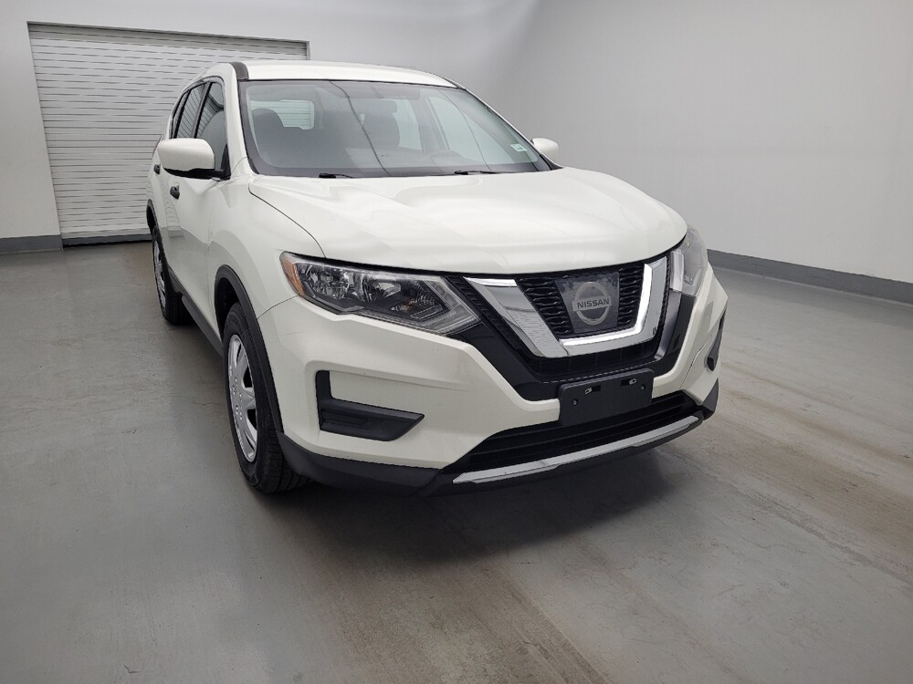 2017 Nissan Rogue in Columbus, OH 43228 - 18135116 14