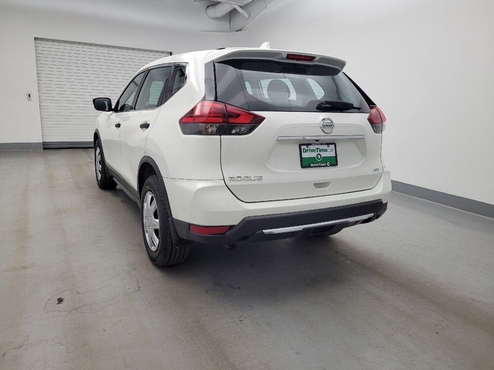 2017 Nissan Rogue in Columbus, OH 43228 - 18135116 5