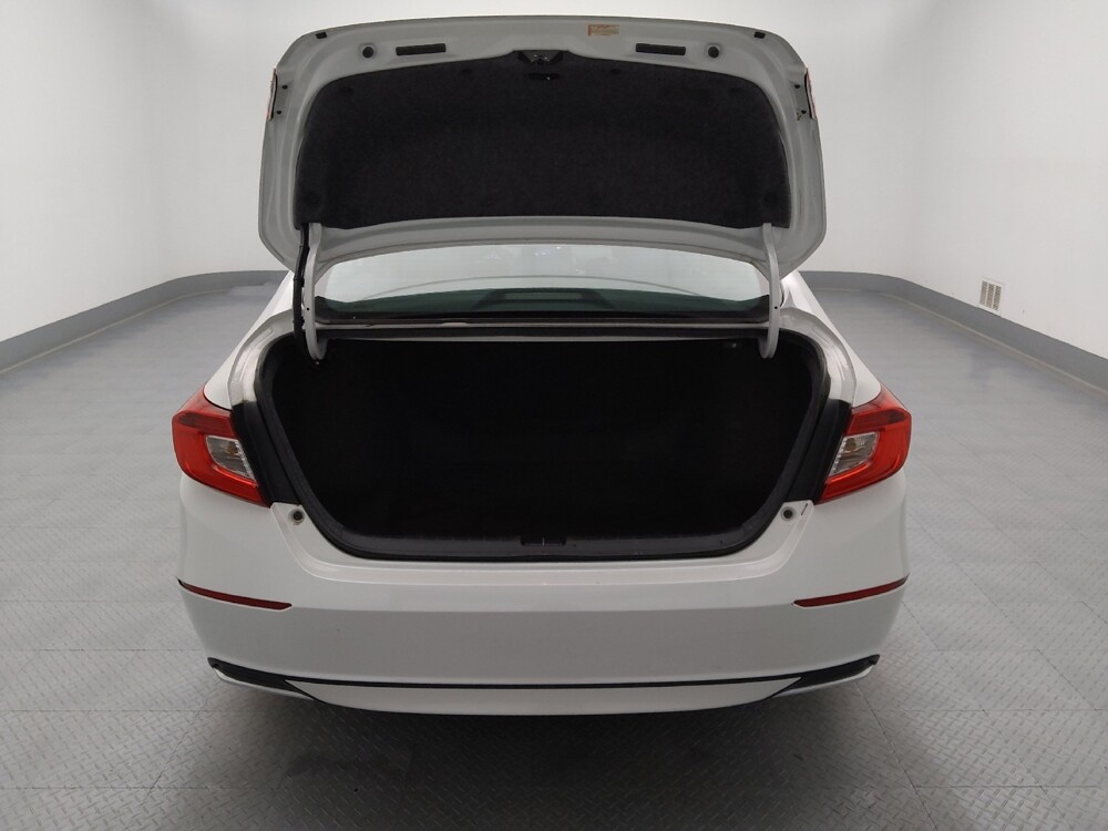 2018 Honda Accord in Springfield, MO 65807 - 18135118 29