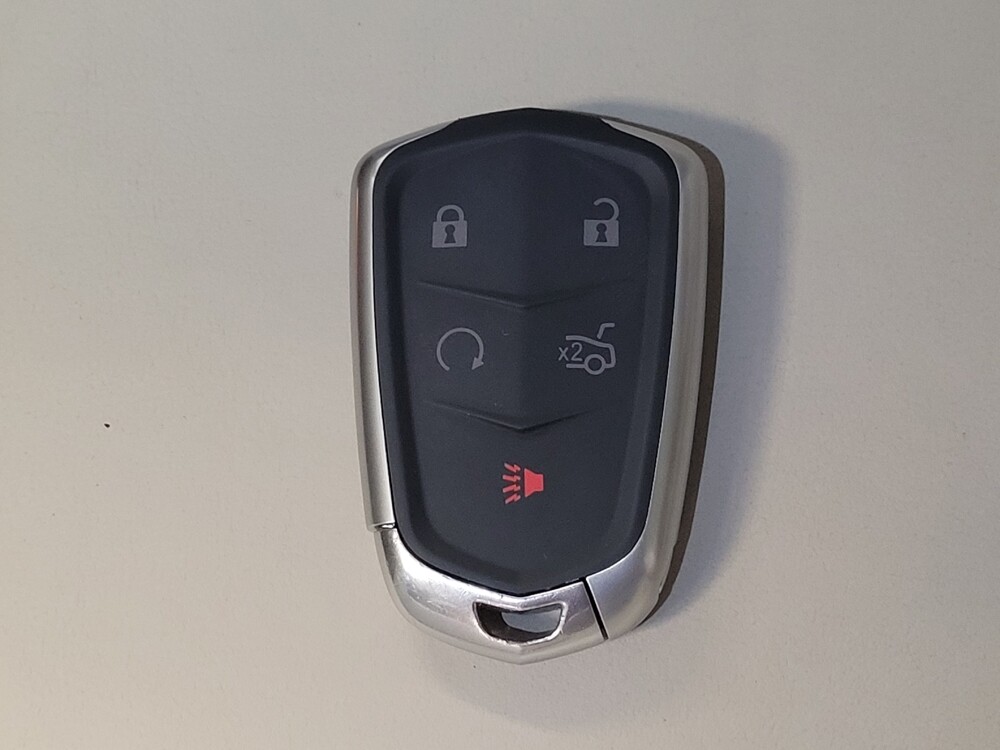 2017 Cadillac XTS in Orlando, FL 32808 - 18135122 32