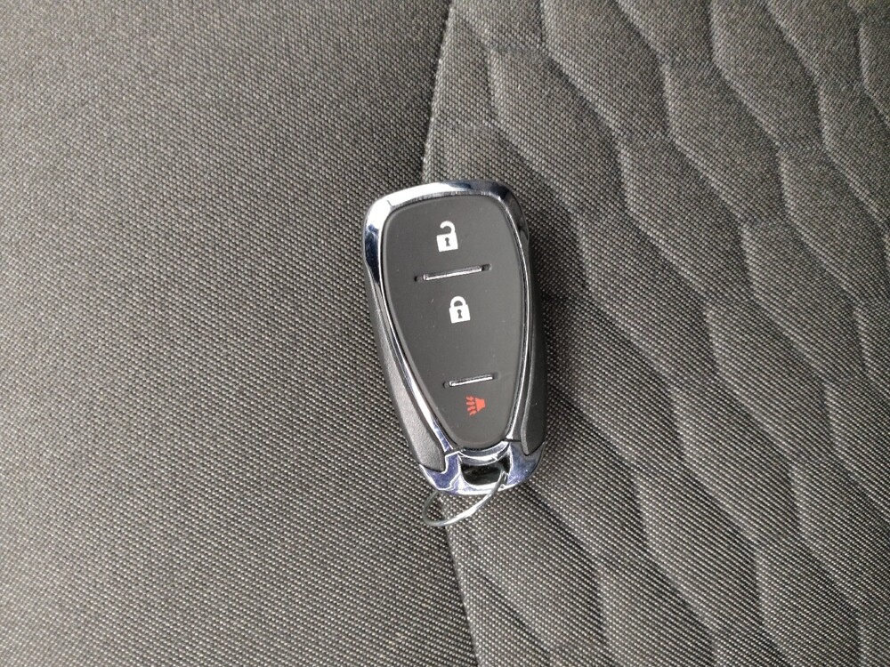 2021 Chevrolet Equinox in Gladstone, MO 64118 - 18135124 32