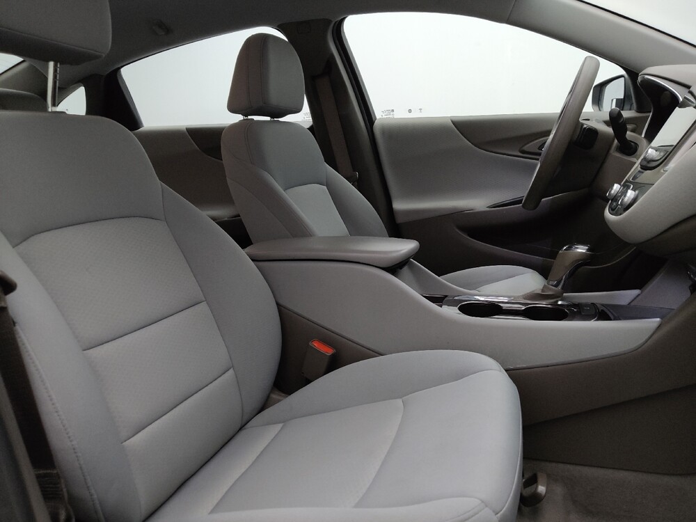 2020 Chevrolet Malibu in Colorado Springs, CO 80909 - 18135128 21