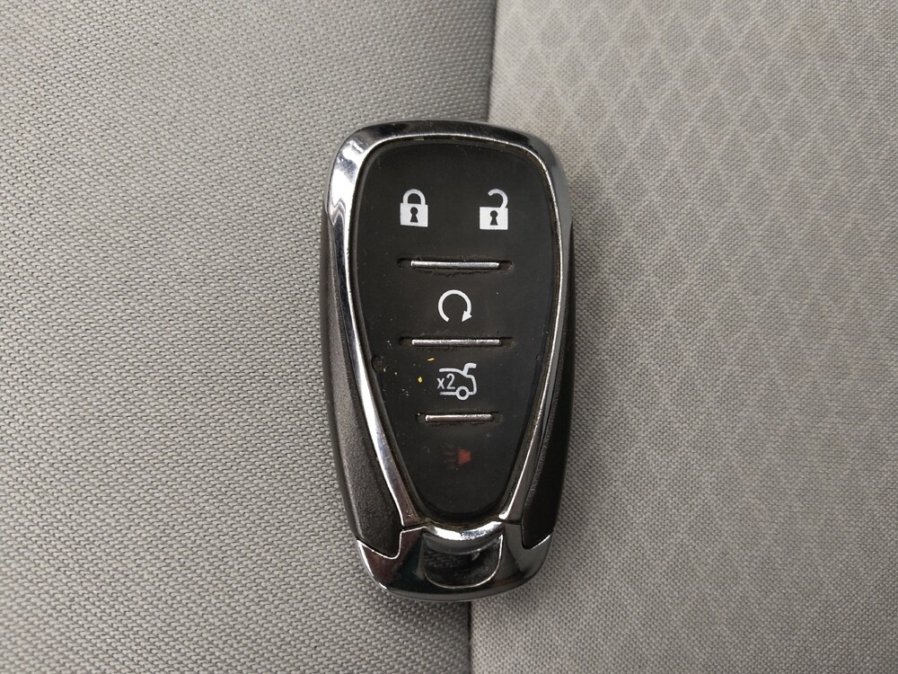 2020 Chevrolet Malibu in Colorado Springs, CO 80909 - 18135128 32