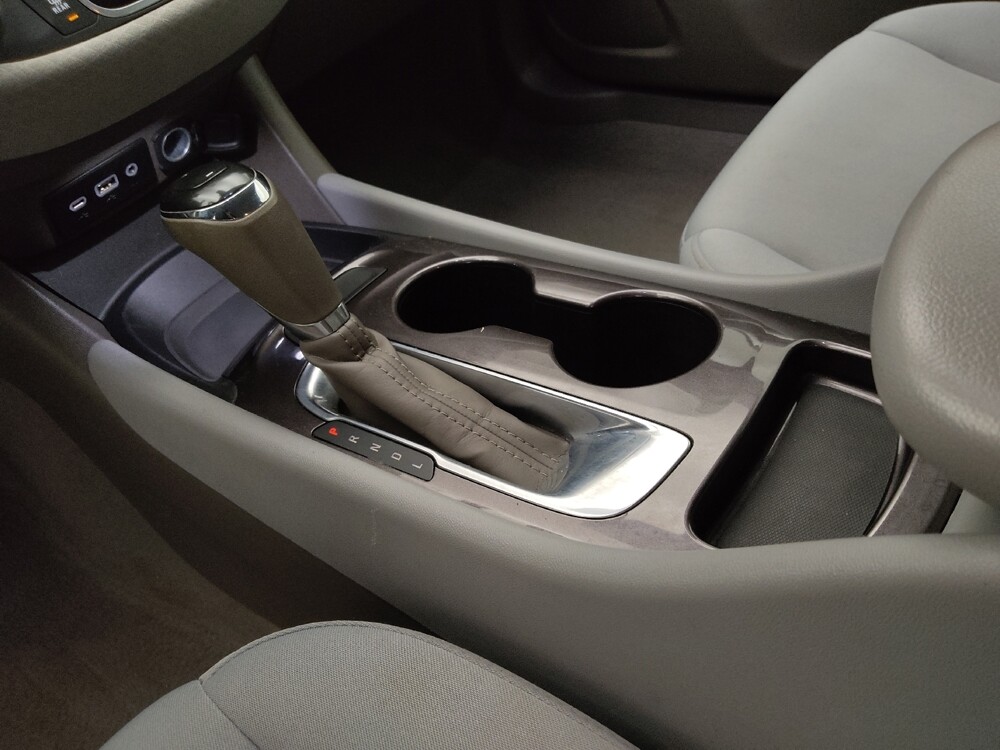 2020 Chevrolet Malibu in Colorado Springs, CO 80909 - 18135128 26