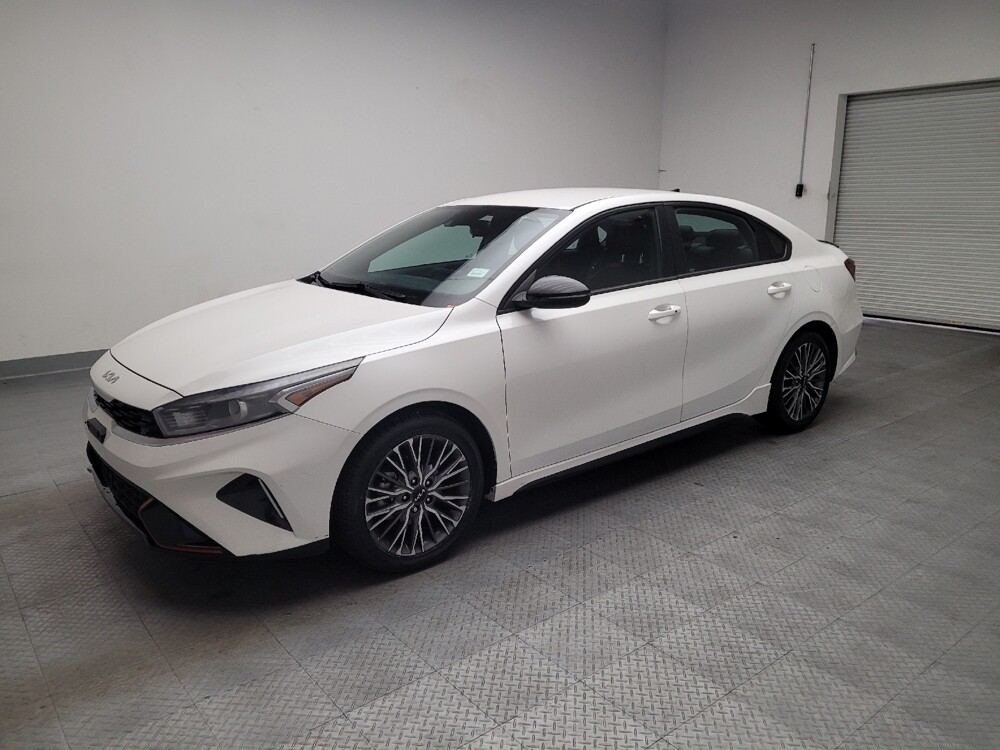 2022 Kia Forte in Downey, CA 90241 - 18135129 2