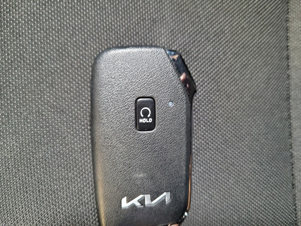 2022 Kia Forte in Downey, CA 90241 - 18135129 32