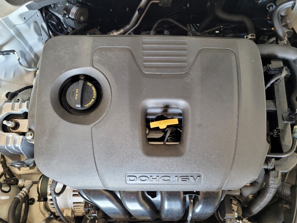 2022 Kia Forte in Downey, CA 90241 - 18135129 30