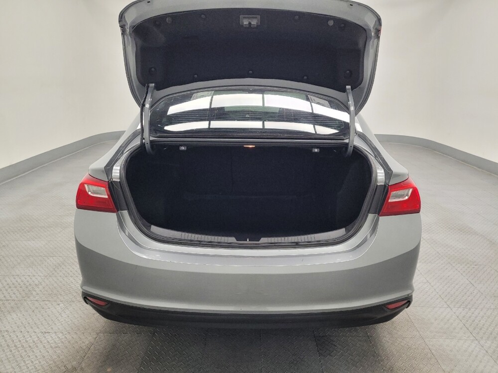 2023 Chevrolet Malibu in Las Vegas, NV 89104 - 18135130 29