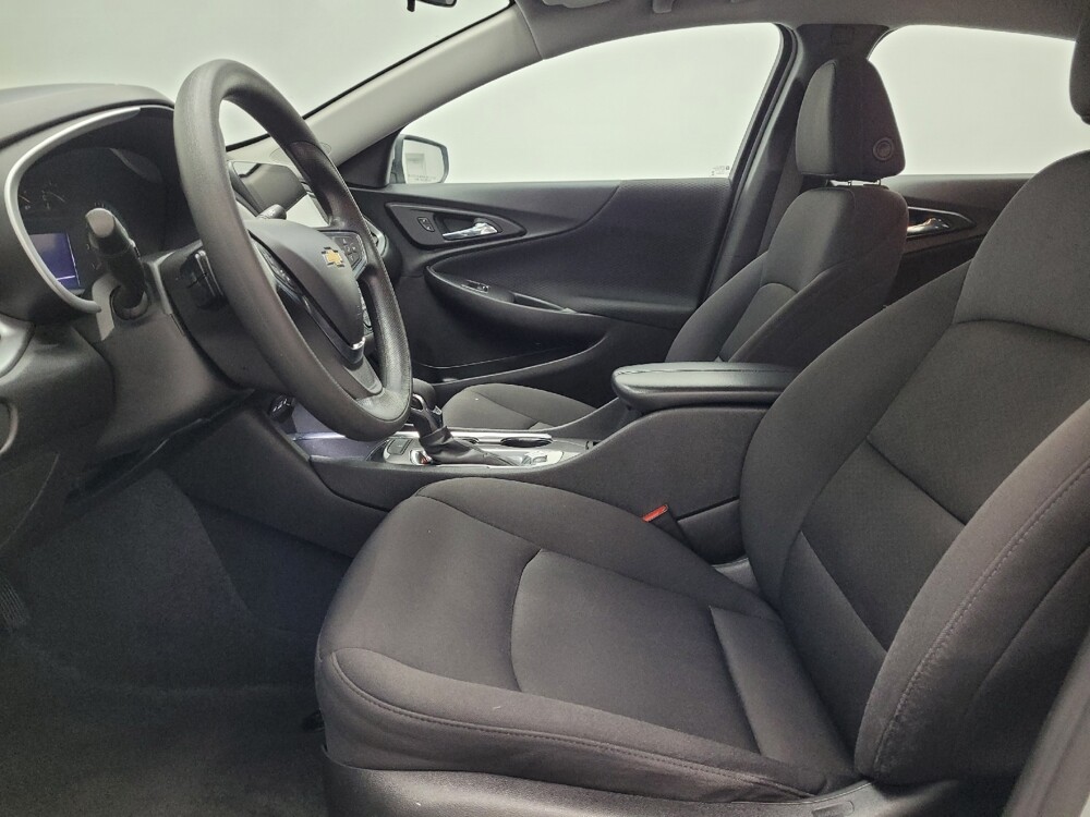 2023 Chevrolet Malibu in Las Vegas, NV 89104 - 18135130 17