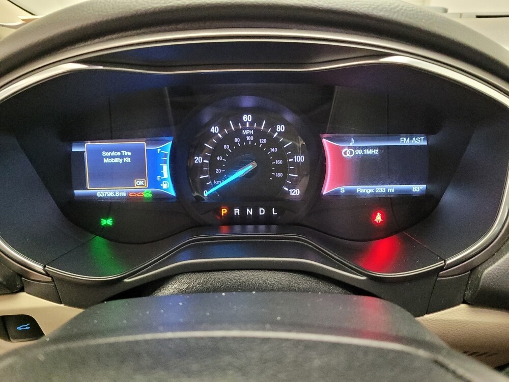 2020 Ford Fusion in Downey, CA 90241 - 18135135 23