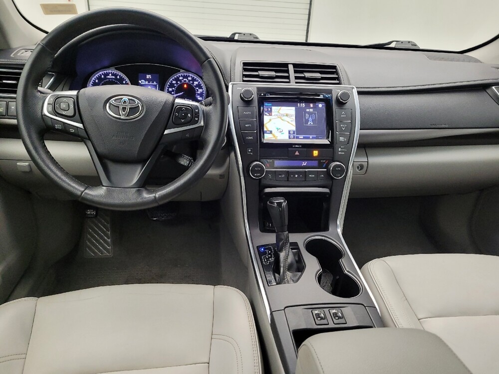 2017 Toyota Camry in Toledo, OH 43617 - 18135139 22