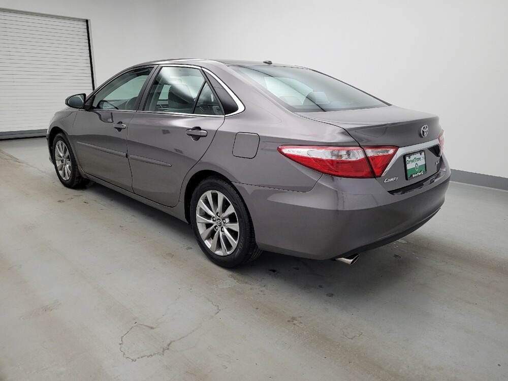 2017 Toyota Camry in Toledo, OH 43617 - 18135139 3