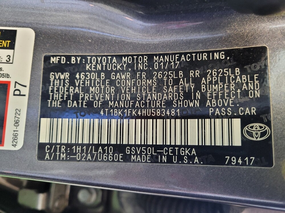 2017 Toyota Camry in Toledo, OH 43617 - 18135139 33