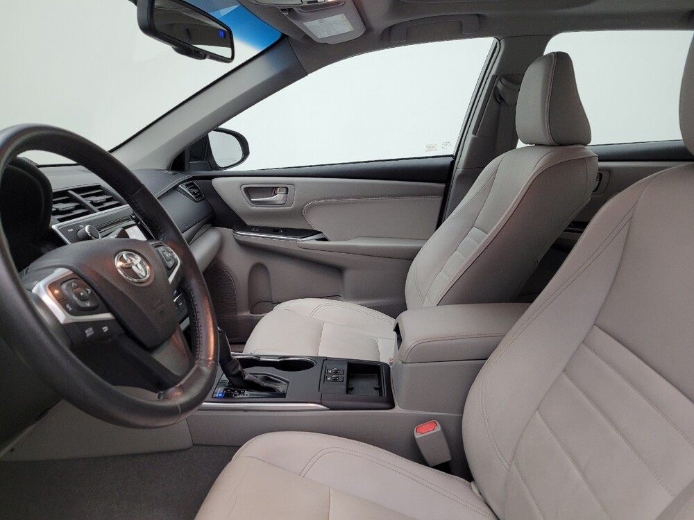 2017 Toyota Camry in Toledo, OH 43617 - 18135139 17