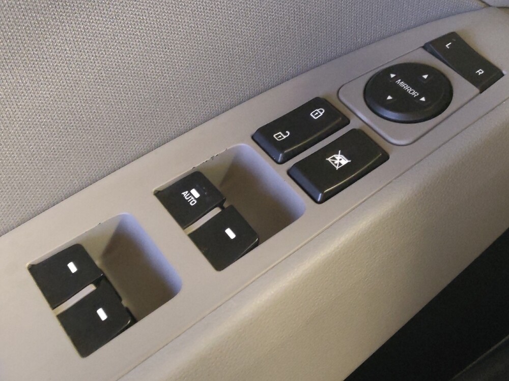 2020 Hyundai Elantra in Houston, TX 77060 - 18135140 27