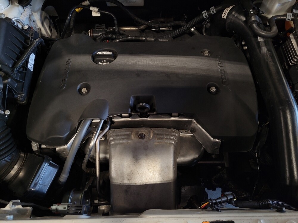 2020 Chevrolet Equinox in Lauderdale Lakes, FL 33313 - 18135143 30