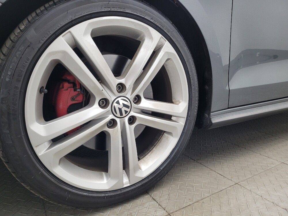 2016 Volkswagen Jetta in Savannah, GA 31419 - 18135144 31