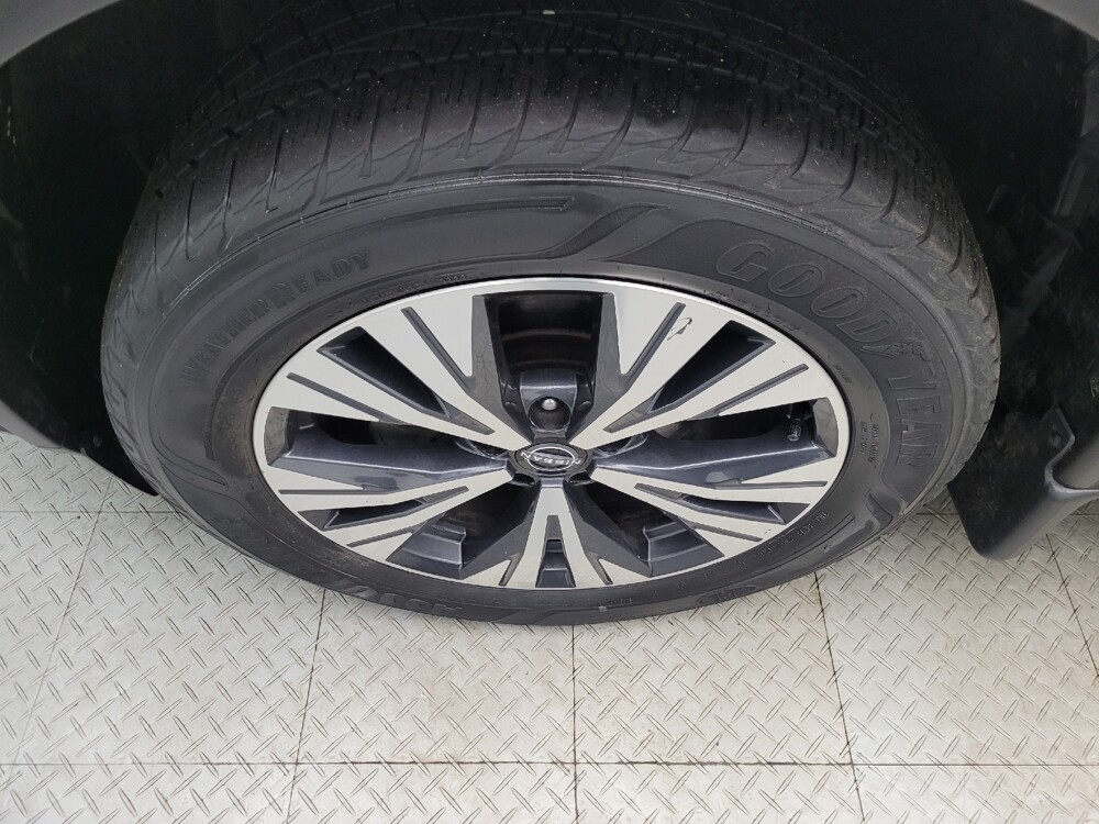 2023 Nissan Rogue in Des Moines, IA 50310 - 18135147 31